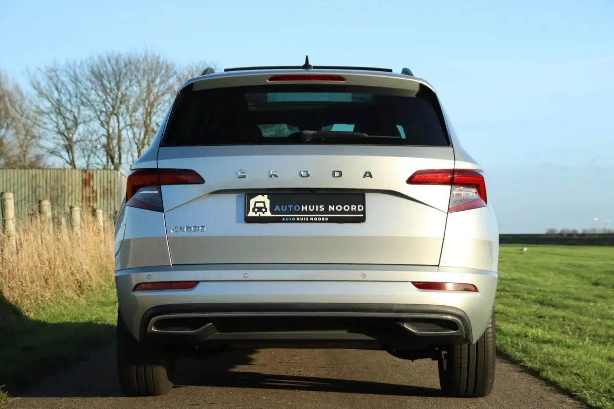 1.5 TSI / 150 PK / DSG / Sportline / Panorama / Virtual Cockpit / Camera / Cruise Control / 18"!