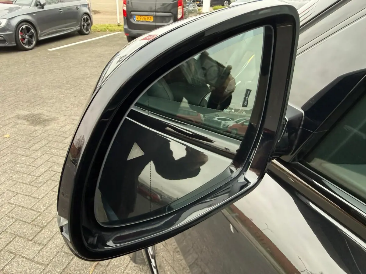 XDrive50e Launch Edition M-Pakket