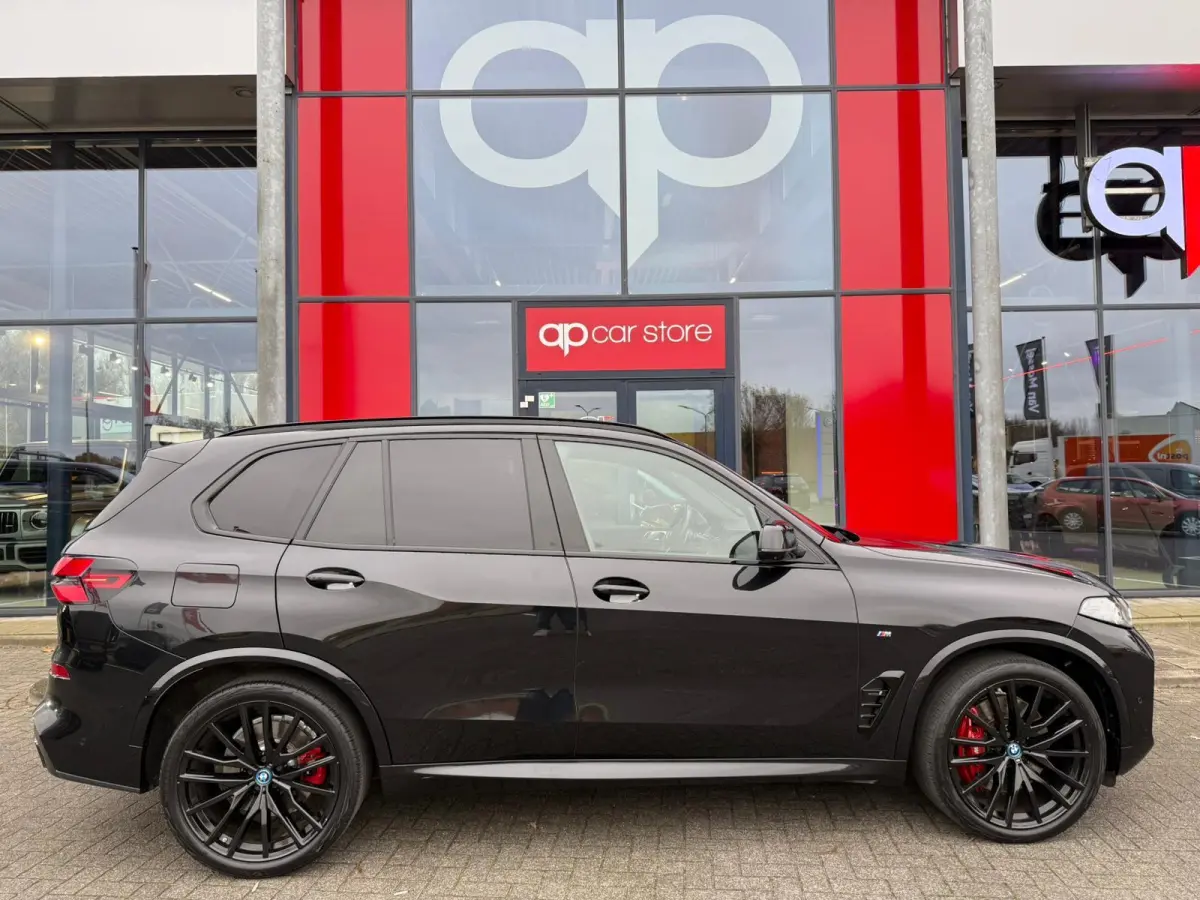 XDrive50e Launch Edition M-Pakket
