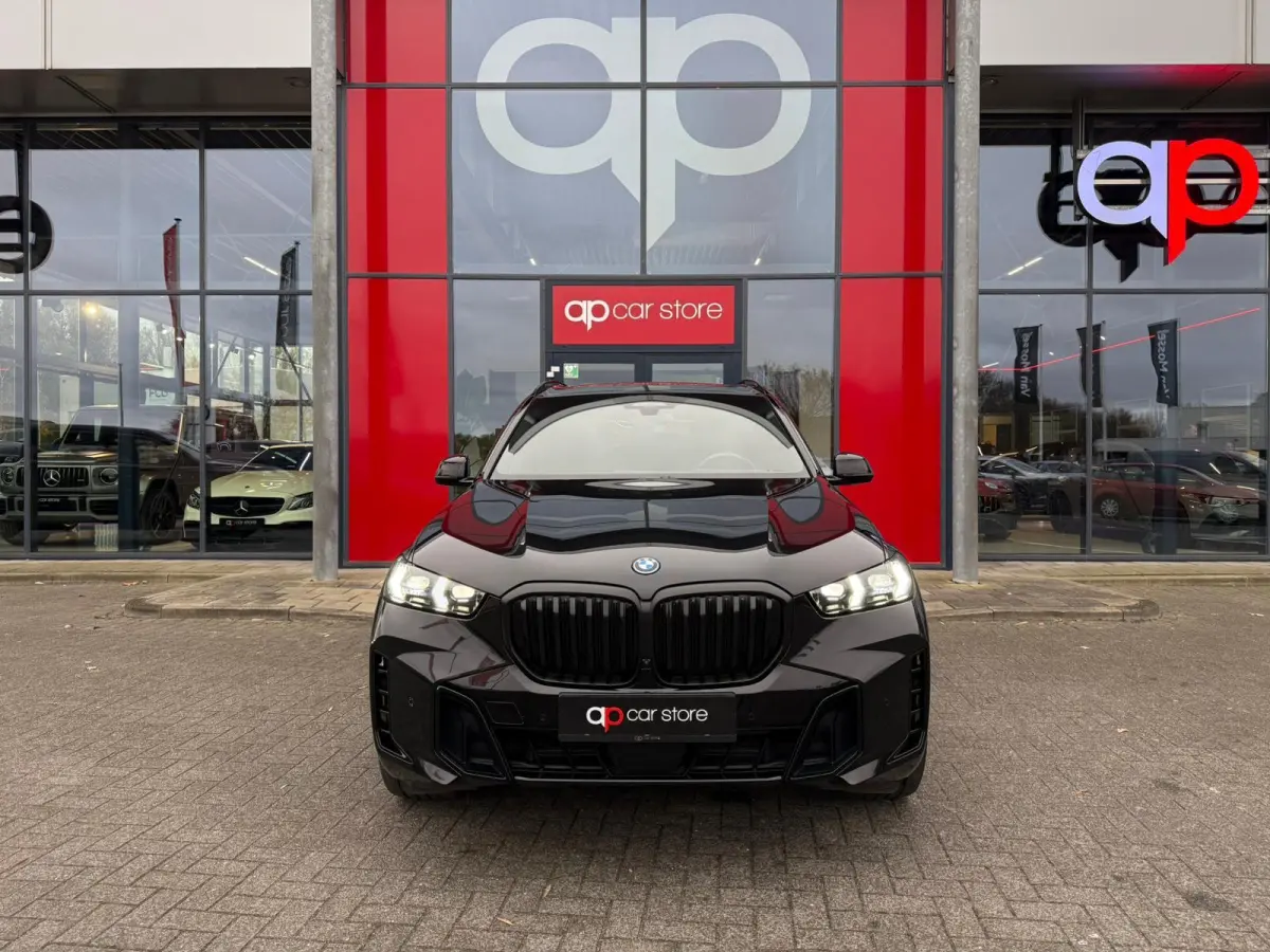 XDrive50e Launch Edition M-Pakket