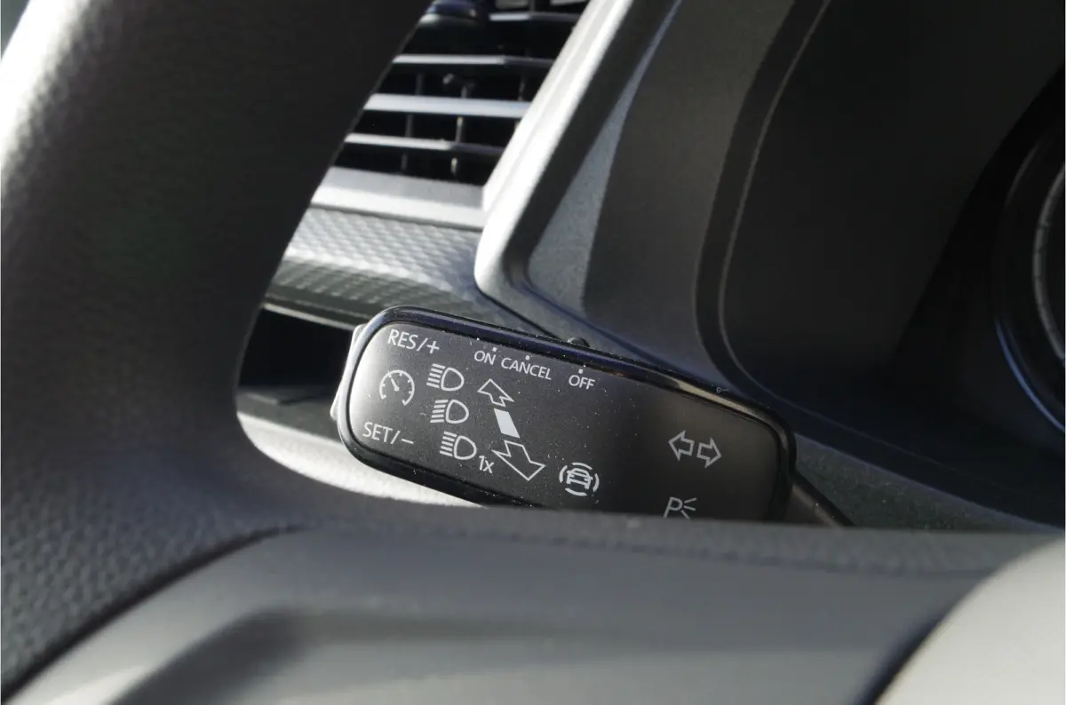 2.0 TDI L1H1 28 > 150pk/cruise control/3zit/bluetooth/7803