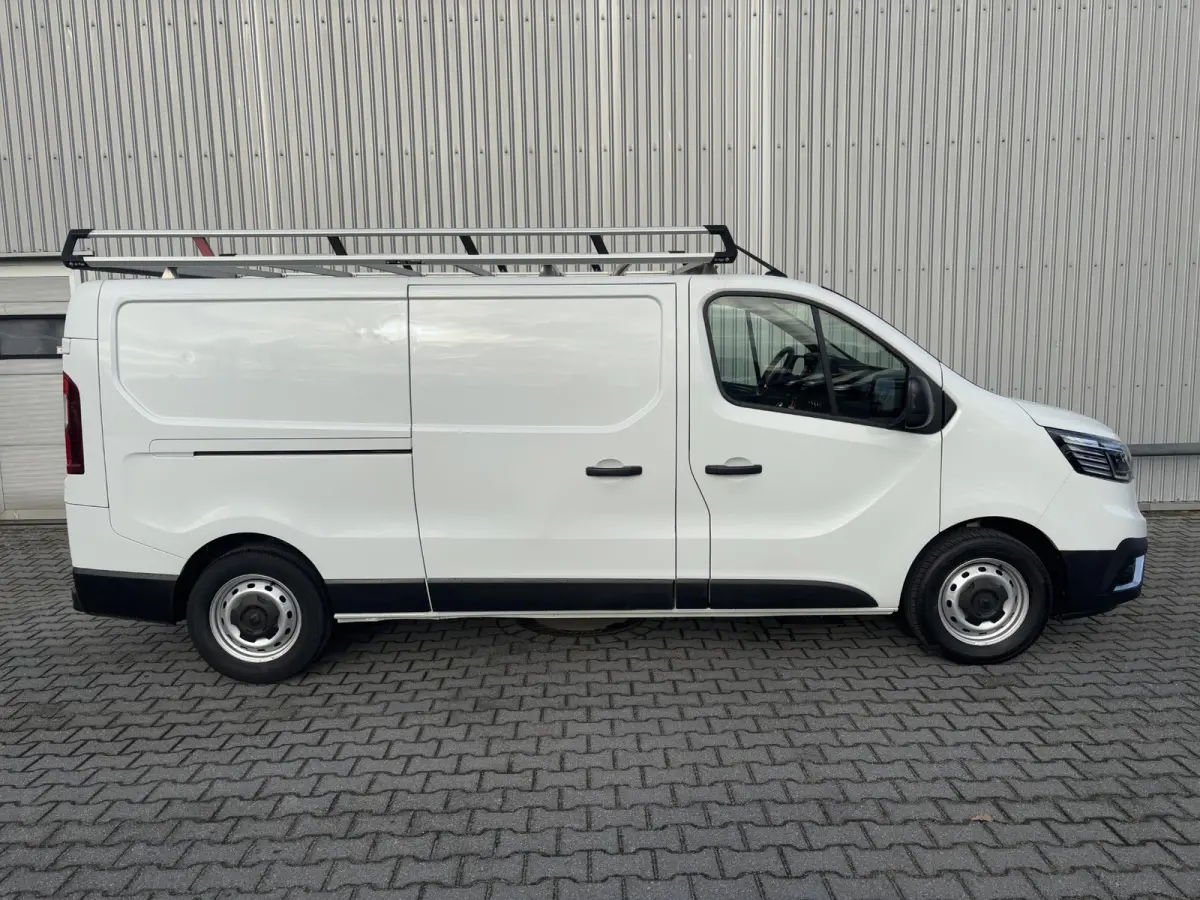 2.0 dCi 110 T30 L2H1*A/C*CRUISE*NAV*HAAK*3PERS*TEL