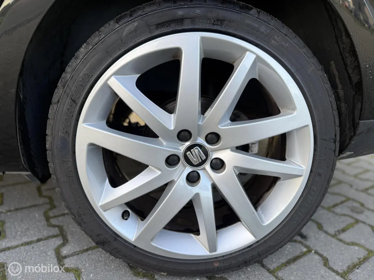 1.0 EcoTSI 95PK Style Connect Stationwagen