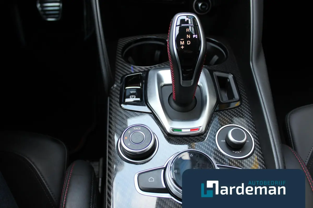 2.9 V6 Quadrifoglio