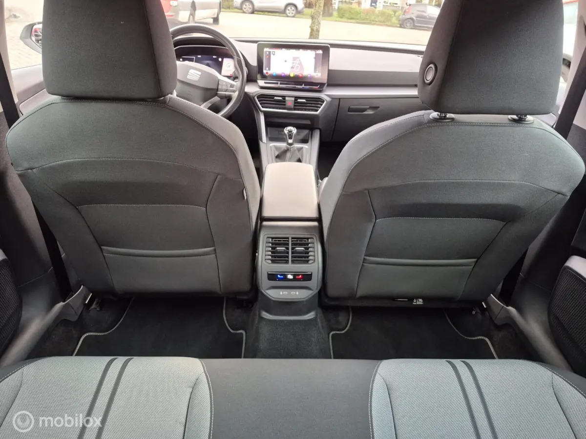1.0 TSI STYLE BUSINESS INTENSE • CAMERA • CARPLAY •