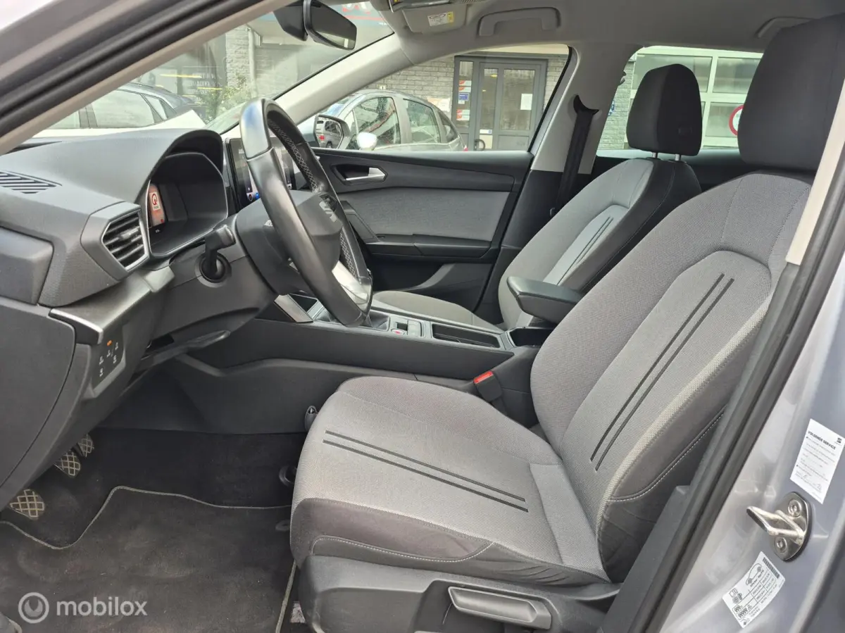 1.0 TSI STYLE BUSINESS INTENSE • CAMERA • CARPLAY •