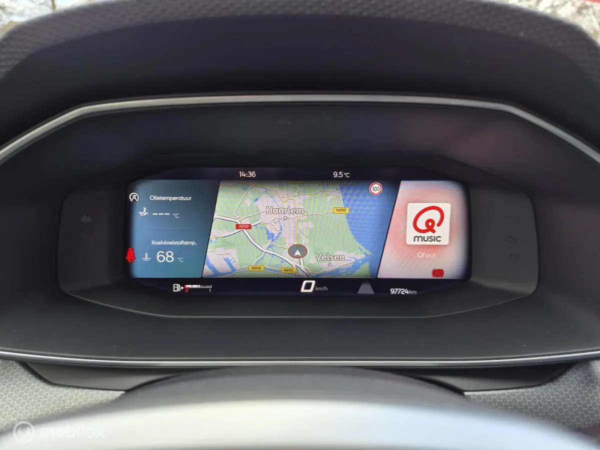 1.0 TSI STYLE BUSINESS INTENSE • CAMERA • CARPLAY •