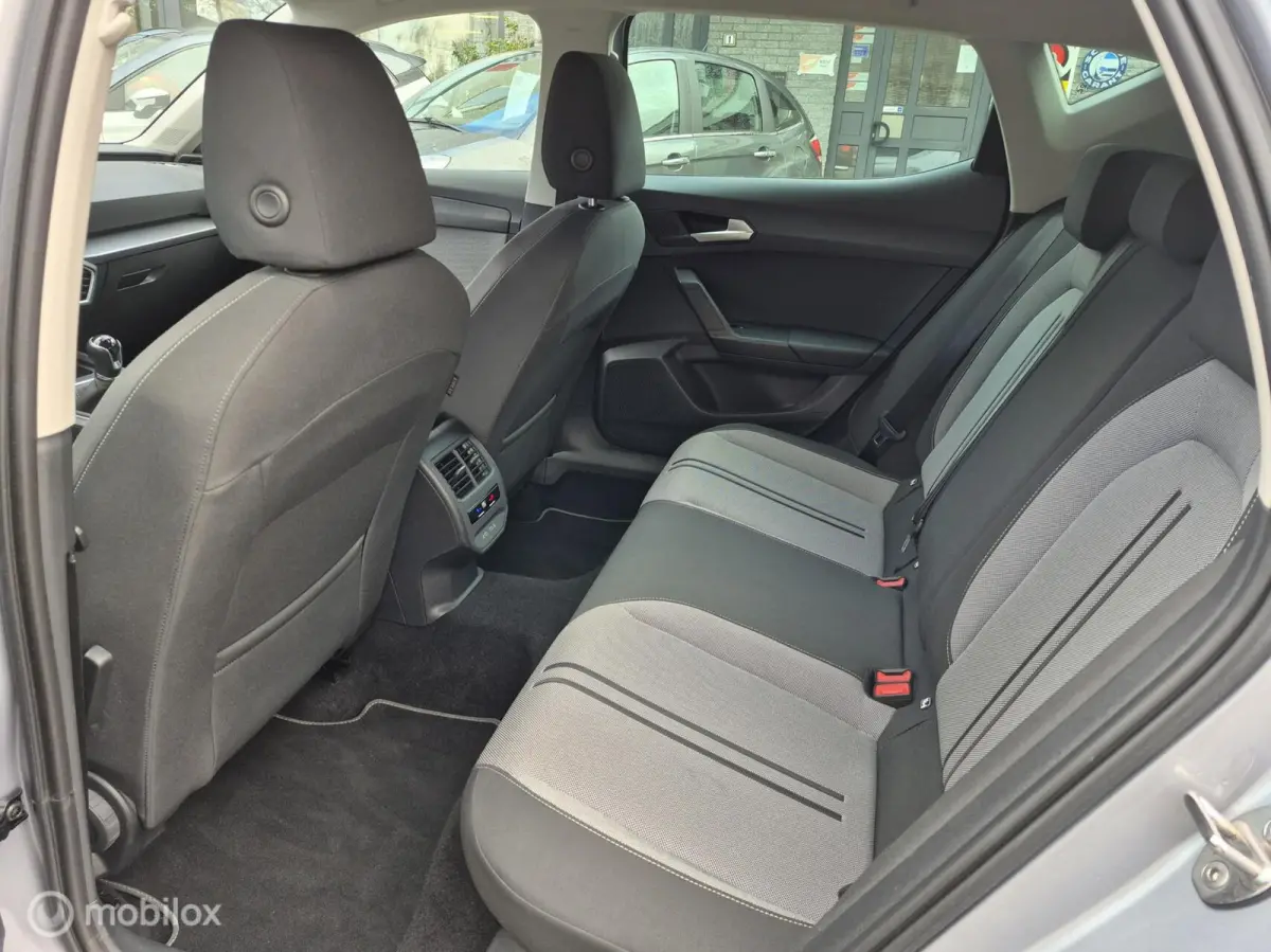 1.0 TSI STYLE BUSINESS INTENSE • CAMERA • CARPLAY •