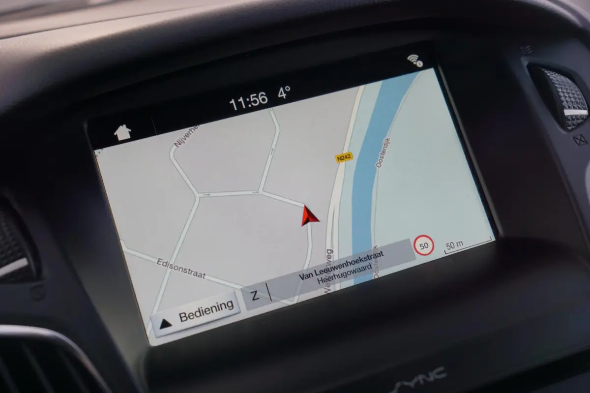 1.0 Ecoboost 125pk ST-Line - Deep Impact Blue - Carplay/360 camera/Nav