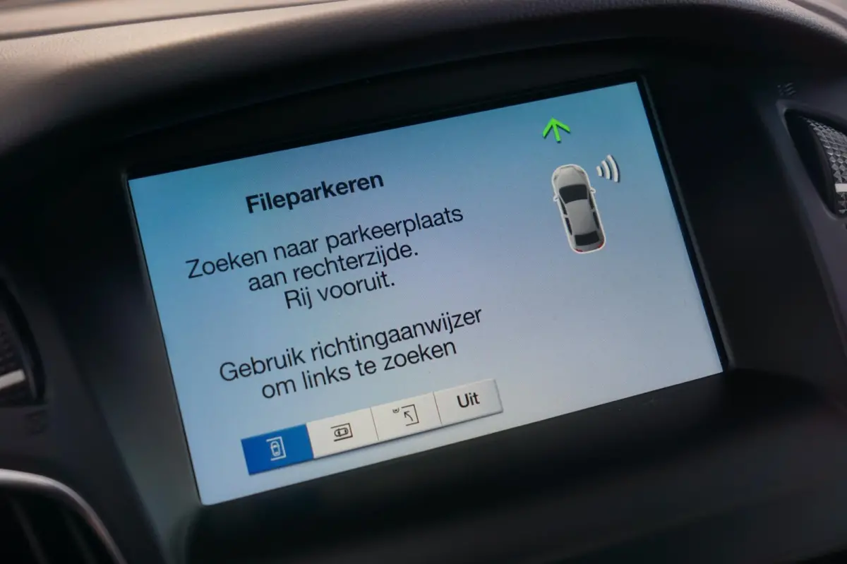 1.0 Ecoboost 125pk ST-Line - Deep Impact Blue - Carplay/360 camera/Nav