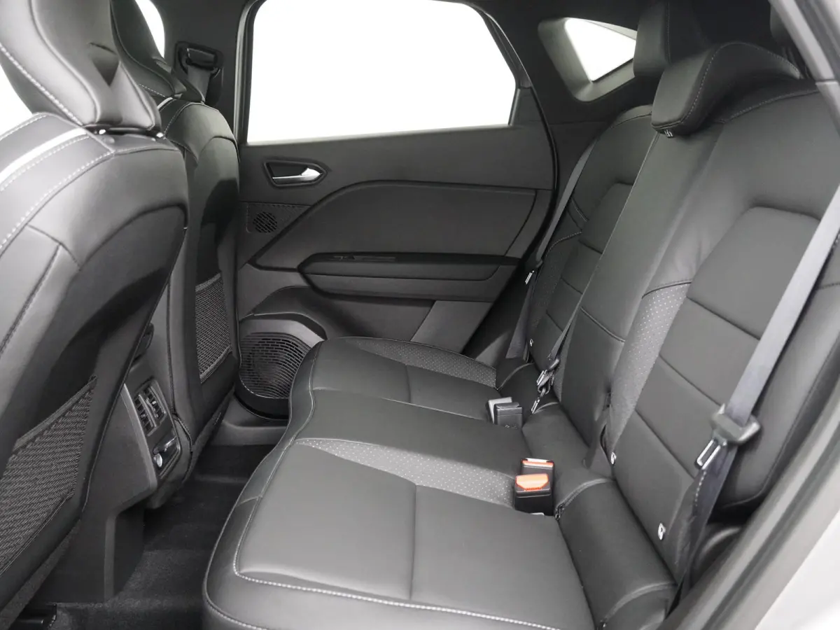 1.6 HEV AT Instyle | Adaptive Cruise Control | Around View Monitor | Google Navigatie | Harman Kardon Audio | Stoel- en Stuurverwarming |