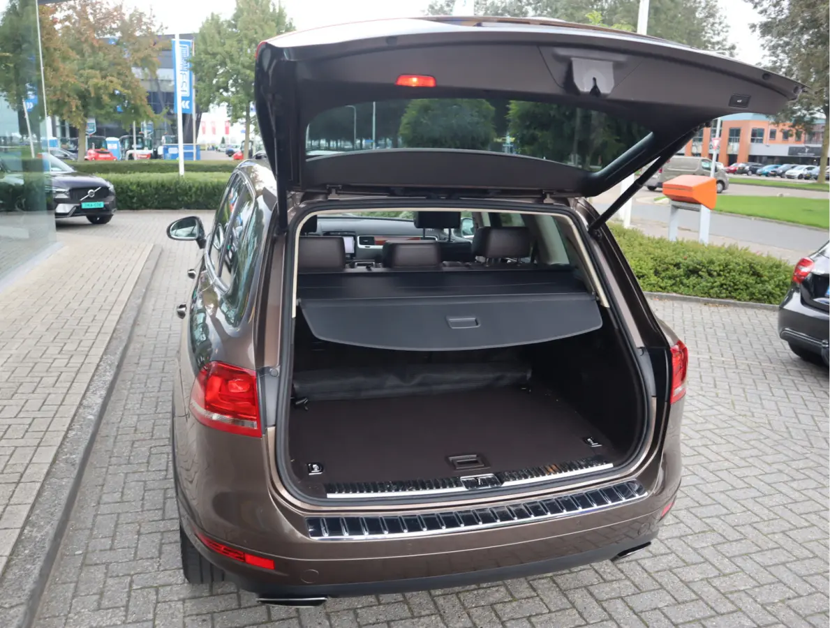 3.0 TSI Hybrid Highline Navi  /Leder / Luchtvering / Volledig onderhouden / Keurige auto
