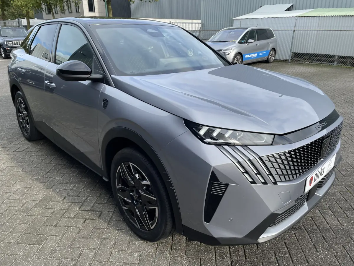 136pk Hybrid GT First Edition (Elektrische Klep - Stoel-/- stuurverwarming - Adaptieve Cruise Controle - Camera - Keyless Entry - LED Matrix - Automatische Airco)