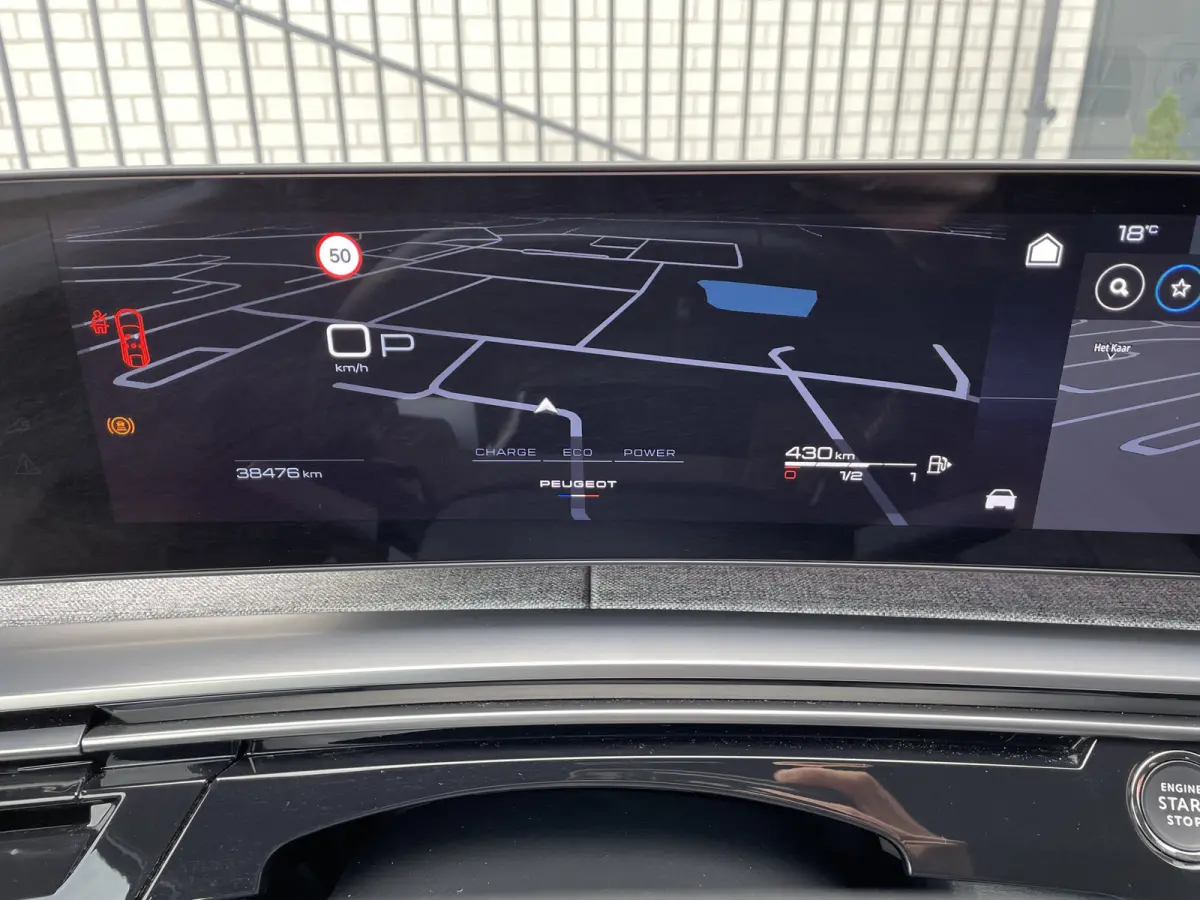 136pk Hybrid GT First Edition (Elektrische Klep - Stoel-/- stuurverwarming - Adaptieve Cruise Controle - Camera - Keyless Entry - LED Matrix - Automatische Airco)