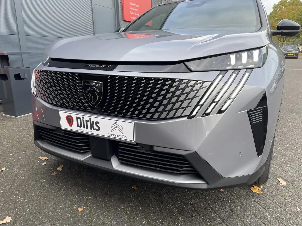 136pk Hybrid GT First Edition (Elektrische Klep - Stoel-/- stuurverwarming - Adaptieve Cruise Controle - Camera - Keyless Entry - LED Matrix - Automatische Airco)