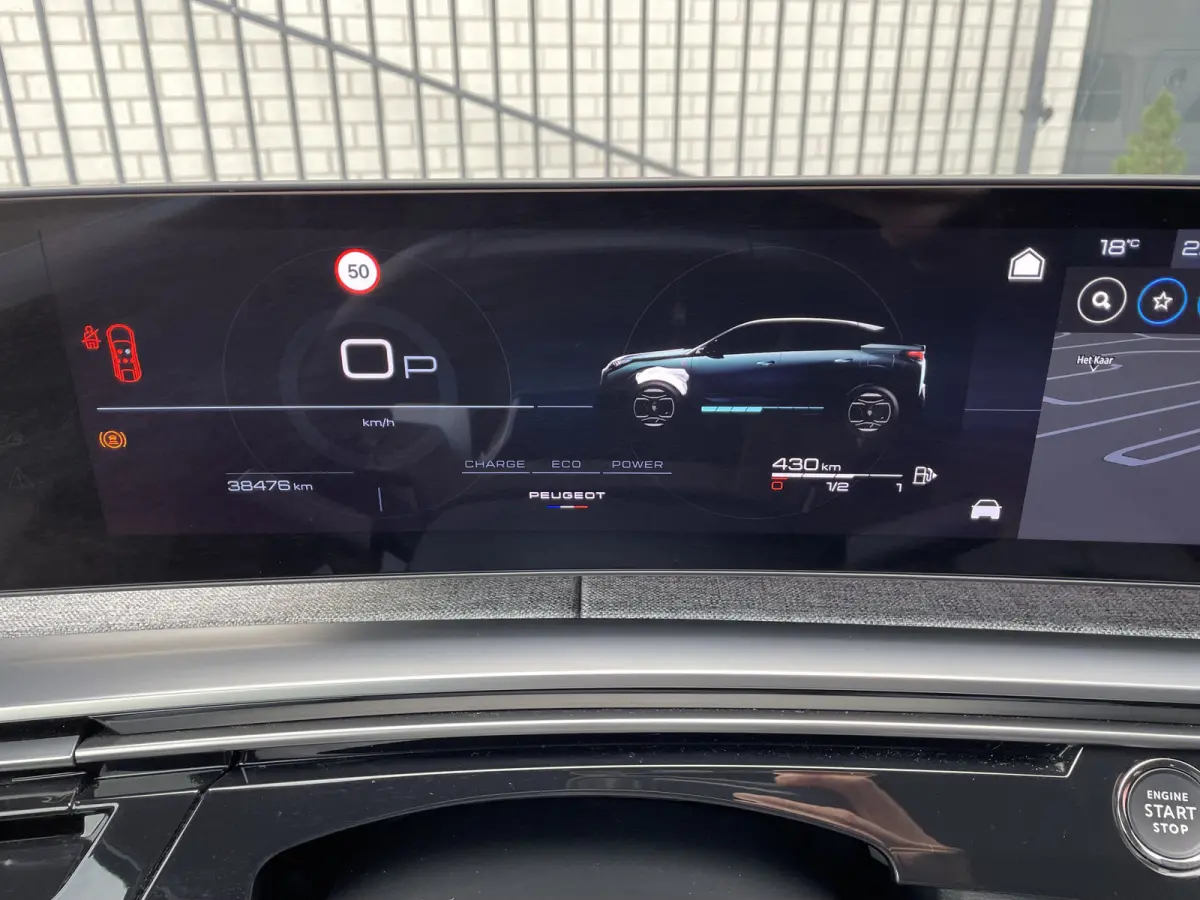 136pk Hybrid GT First Edition (Elektrische Klep - Stoel-/- stuurverwarming - Adaptieve Cruise Controle - Camera - Keyless Entry - LED Matrix - Automatische Airco)