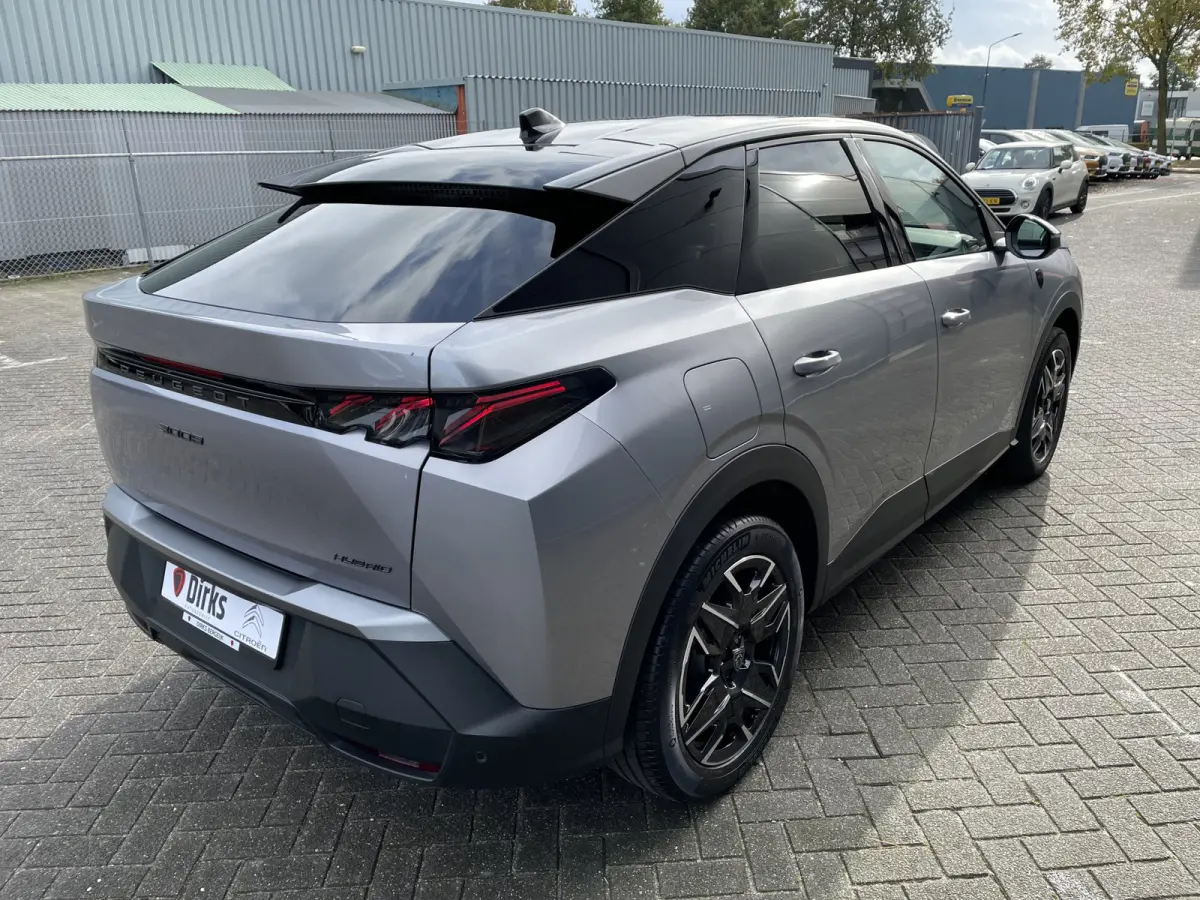 136pk Hybrid GT First Edition (Elektrische Klep - Stoel-/- stuurverwarming - Adaptieve Cruise Controle - Camera - Keyless Entry - LED Matrix - Automatische Airco)
