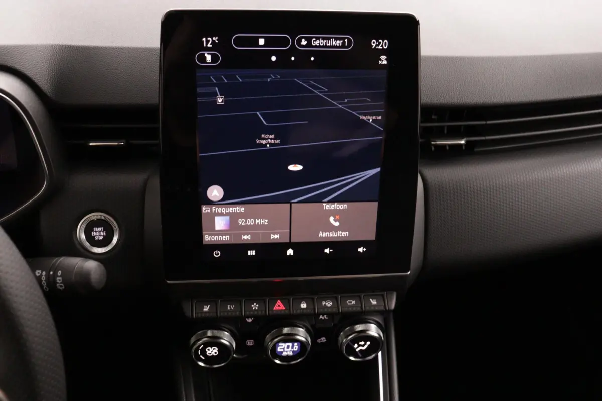 1.6 HEV Instyle | 360° Camera | Adaptive Cruise Control | Apple Carplay/Android Auto | BOSE Audio | Climate Control | Navigatie | Stoel- en Stuurverwarming