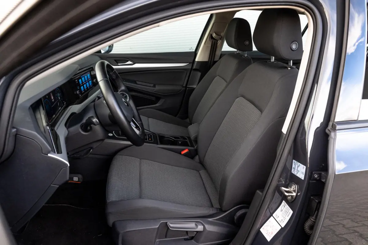 1.0 TSI 110pk | App Connect | Adaptive Cruise | Climatronic
