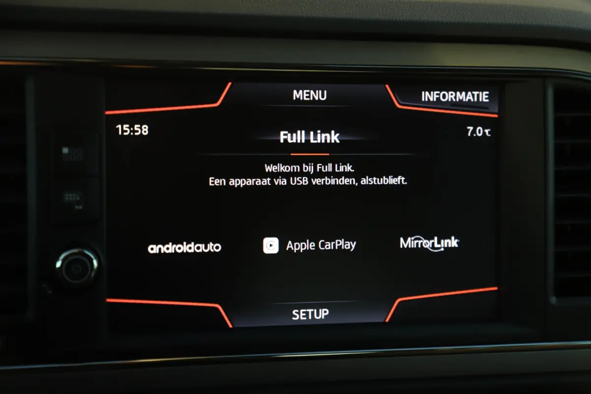 1.0 TSI Style Ultimate Edition Trekhaak Navigatie Achteruitrijcamera Carplay Android 16 inch LMV Lane Assist Climate Cruise Control