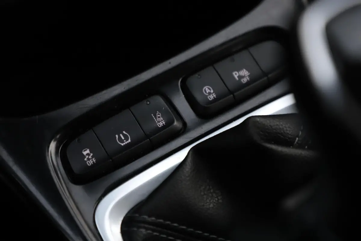 1.2 Edition | NIEUW MODEL | Navigatie Achteruitrijcamera Airco Cruise Control Carplay Android LED