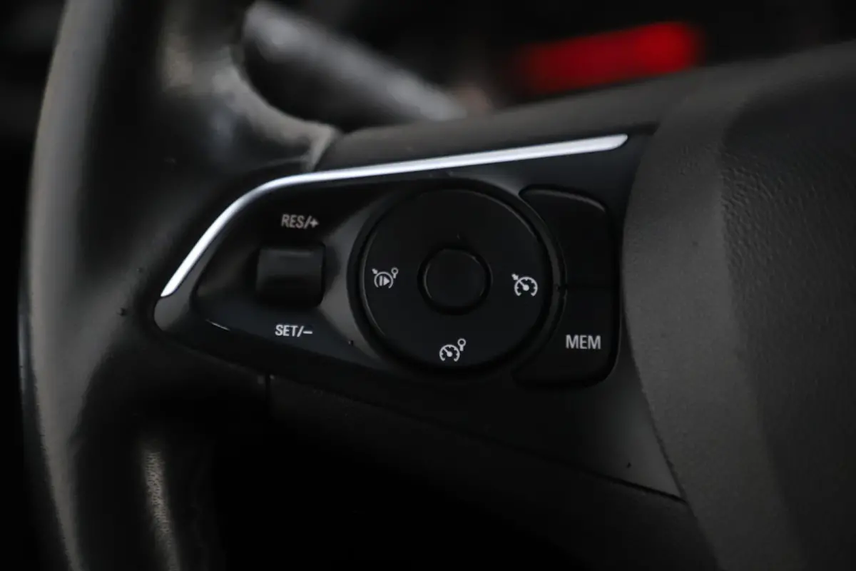 1.2 Edition | NIEUW MODEL | Navigatie Achteruitrijcamera Airco Cruise Control Carplay Android LED