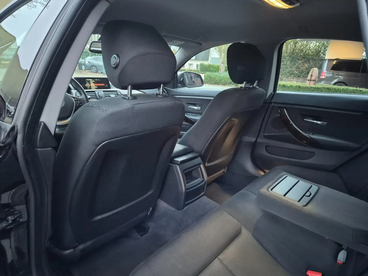 420i Business Automaat Breedscherm Navi Cruise NAP NL Rijklaar 184pk