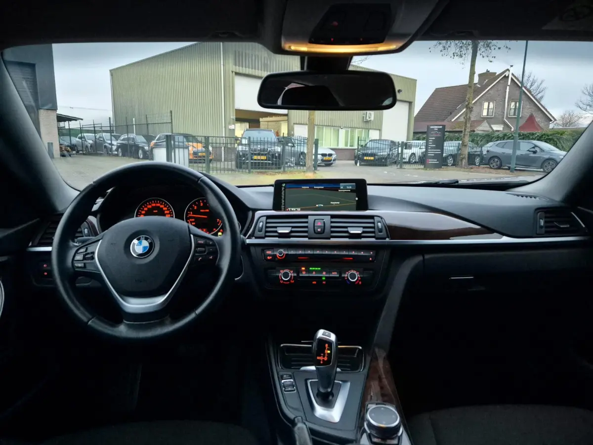420i Business Automaat Breedscherm Navi Cruise NAP NL Rijklaar 184pk