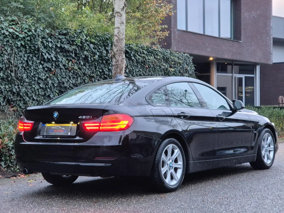 420i Business Automaat Breedscherm Navi Cruise NAP NL Rijklaar 184pk