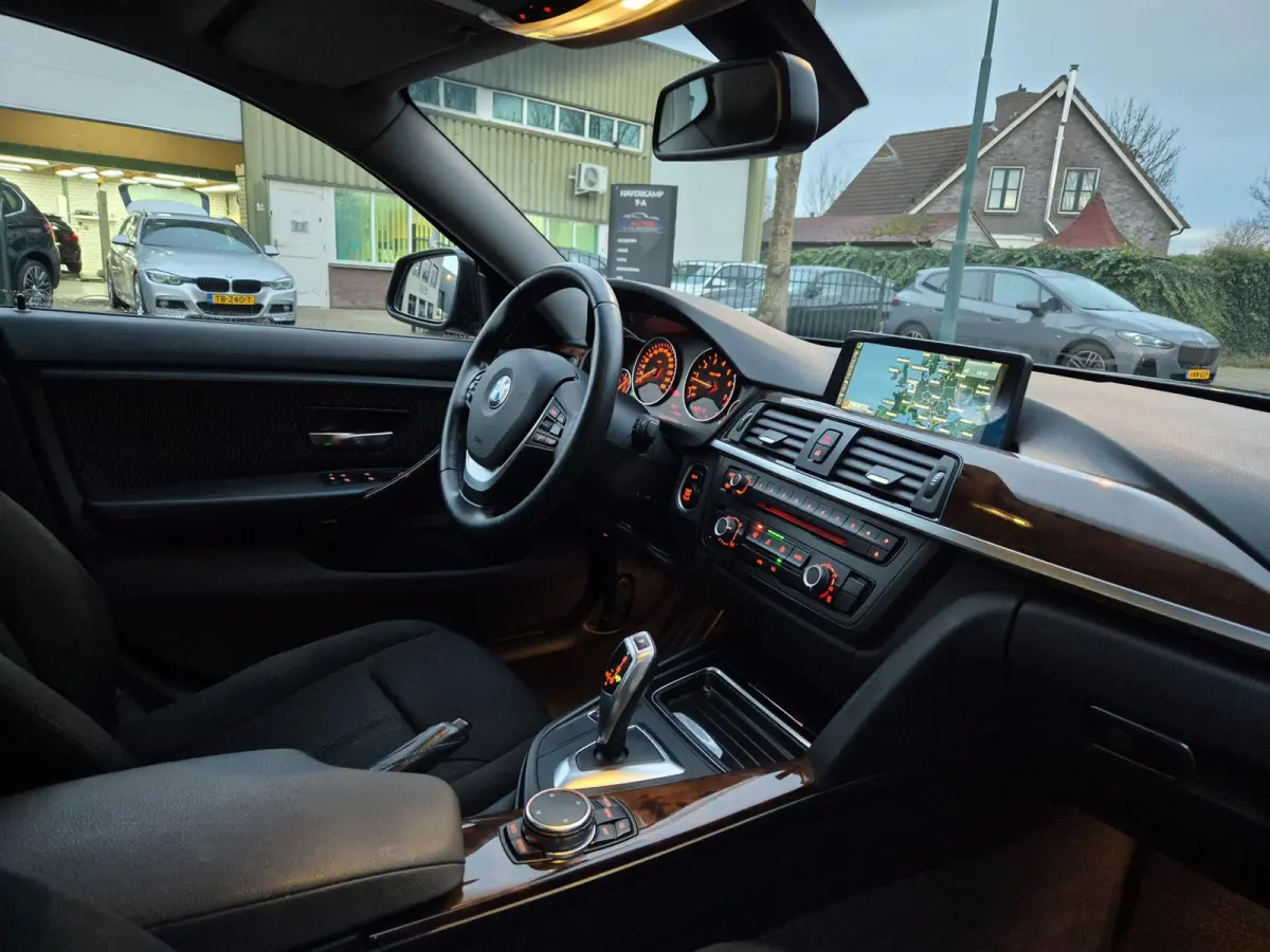 420i Business Automaat Breedscherm Navi Cruise NAP NL Rijklaar 184pk