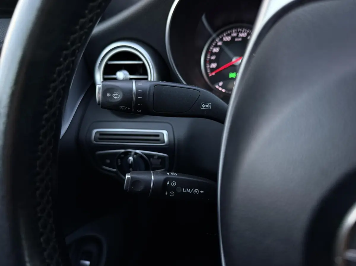 180 AMG-Pakket Leder - Led - Navi - Keurige Staat