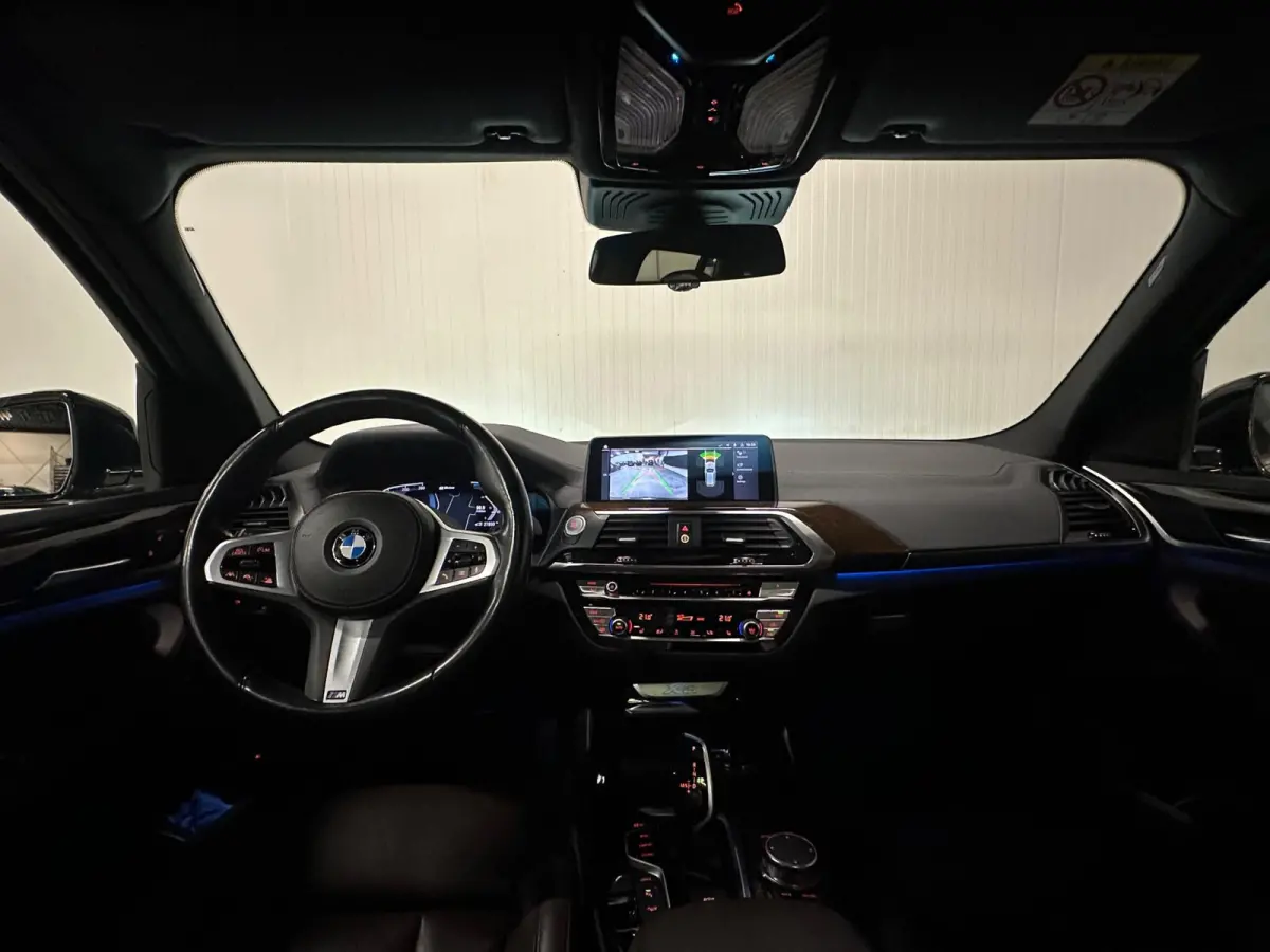 XDrive30e High Executive | M-SPORT | PANO | LEDER | CAMERA | LED