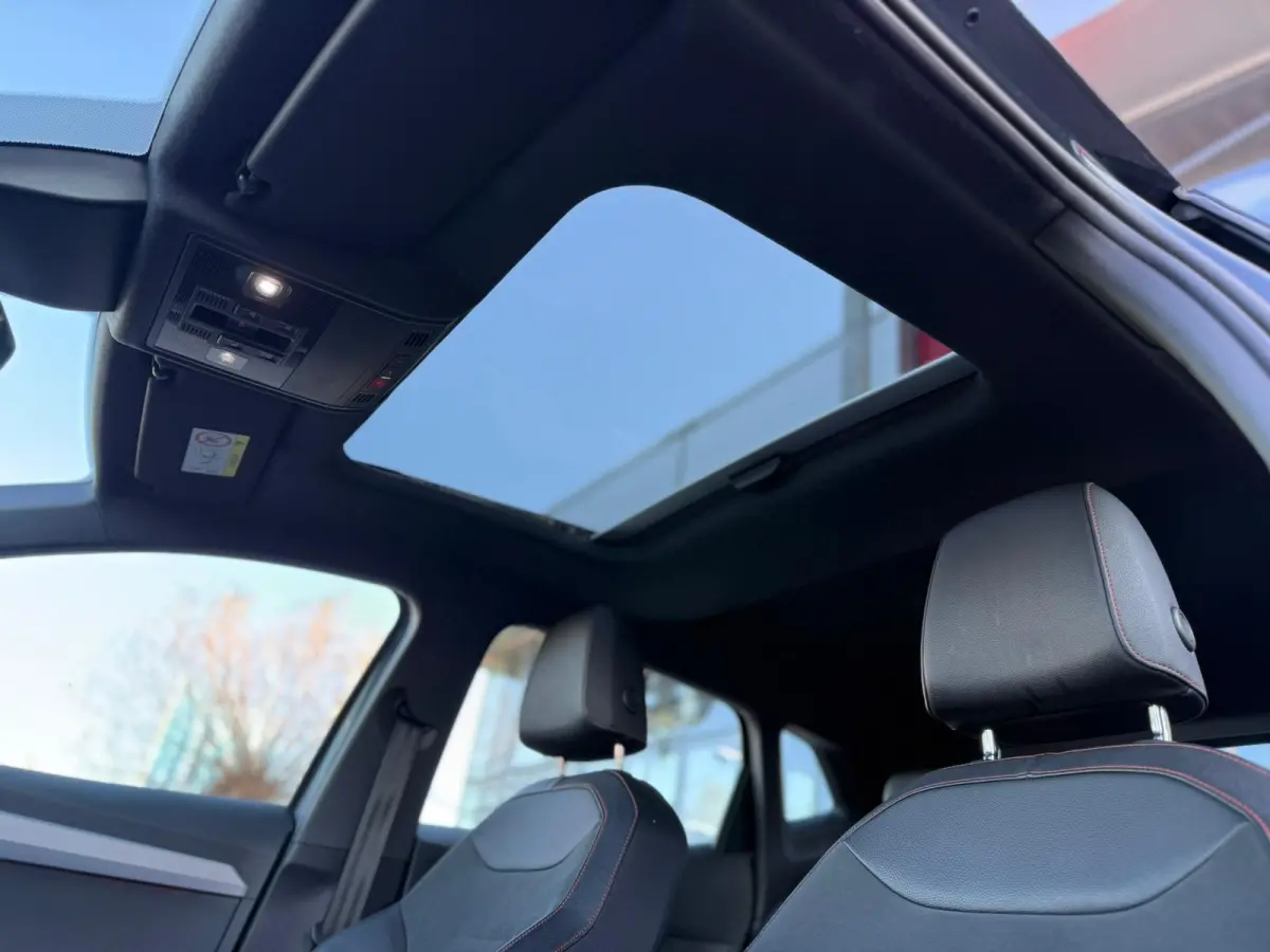 1.0 EcoTSI FR Plus Connect