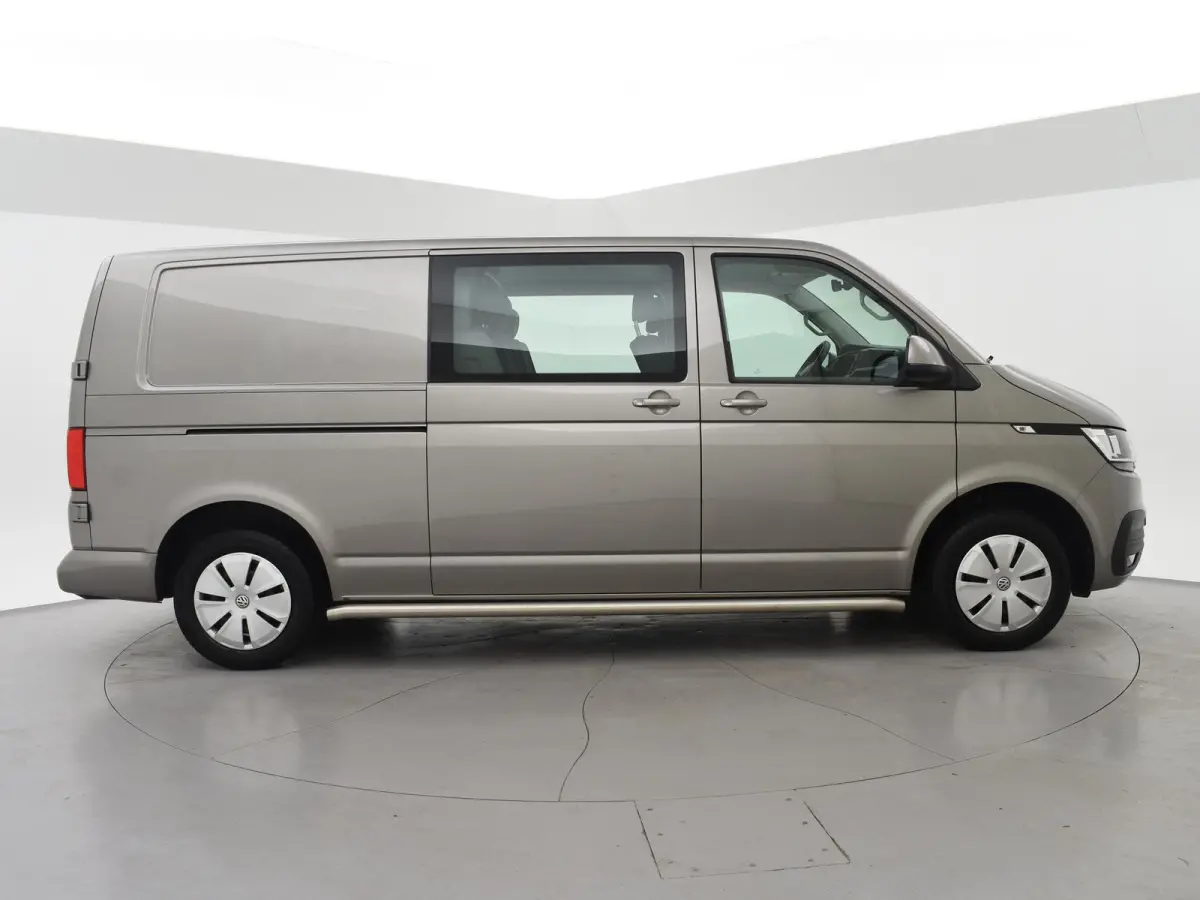 T6.1 2.0 TDI 150 PK L2H1 DUBBEL CABINE + CARPLAY | TREKHAAK 2500 KG | MOJAVE BEIGE