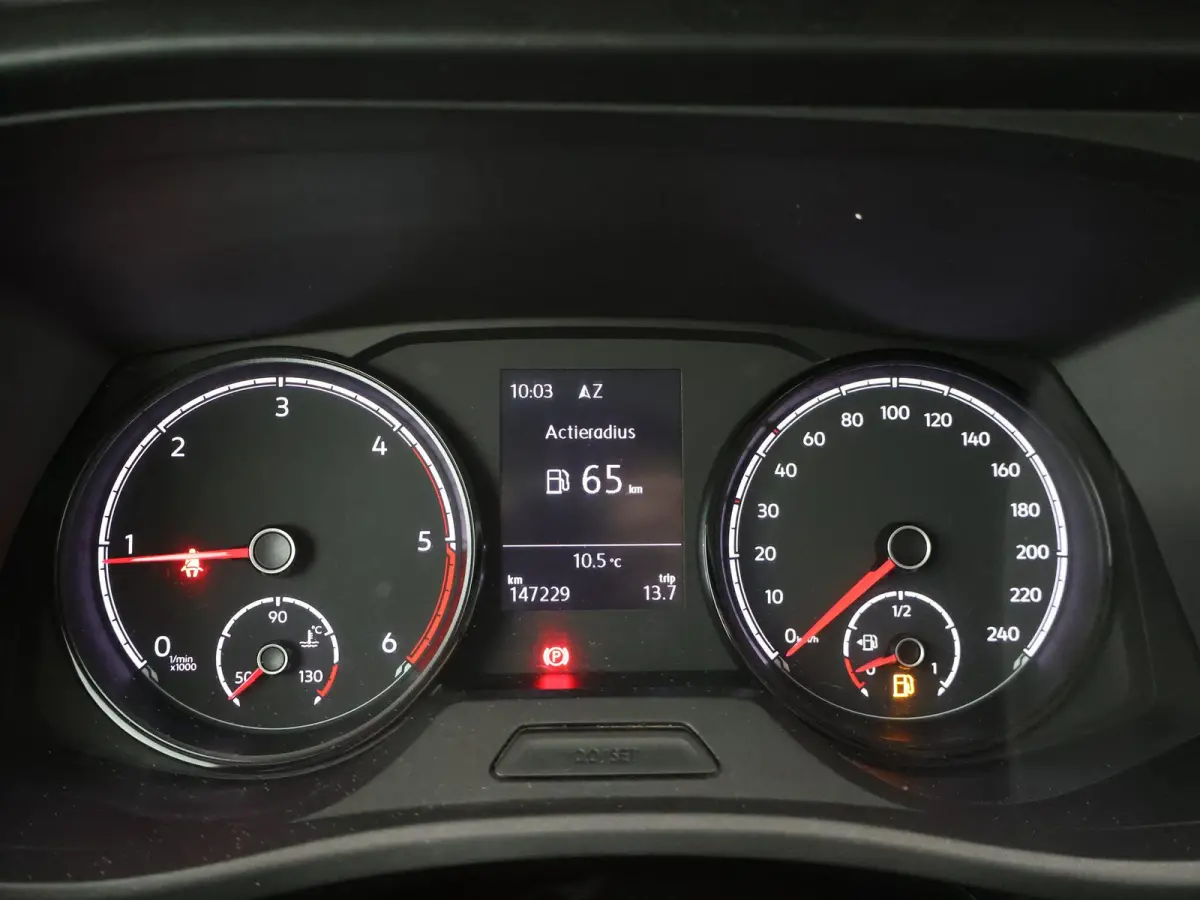 T6.1 2.0 TDI 150 PK L2H1 DUBBEL CABINE + CARPLAY | TREKHAAK 2500 KG | MOJAVE BEIGE