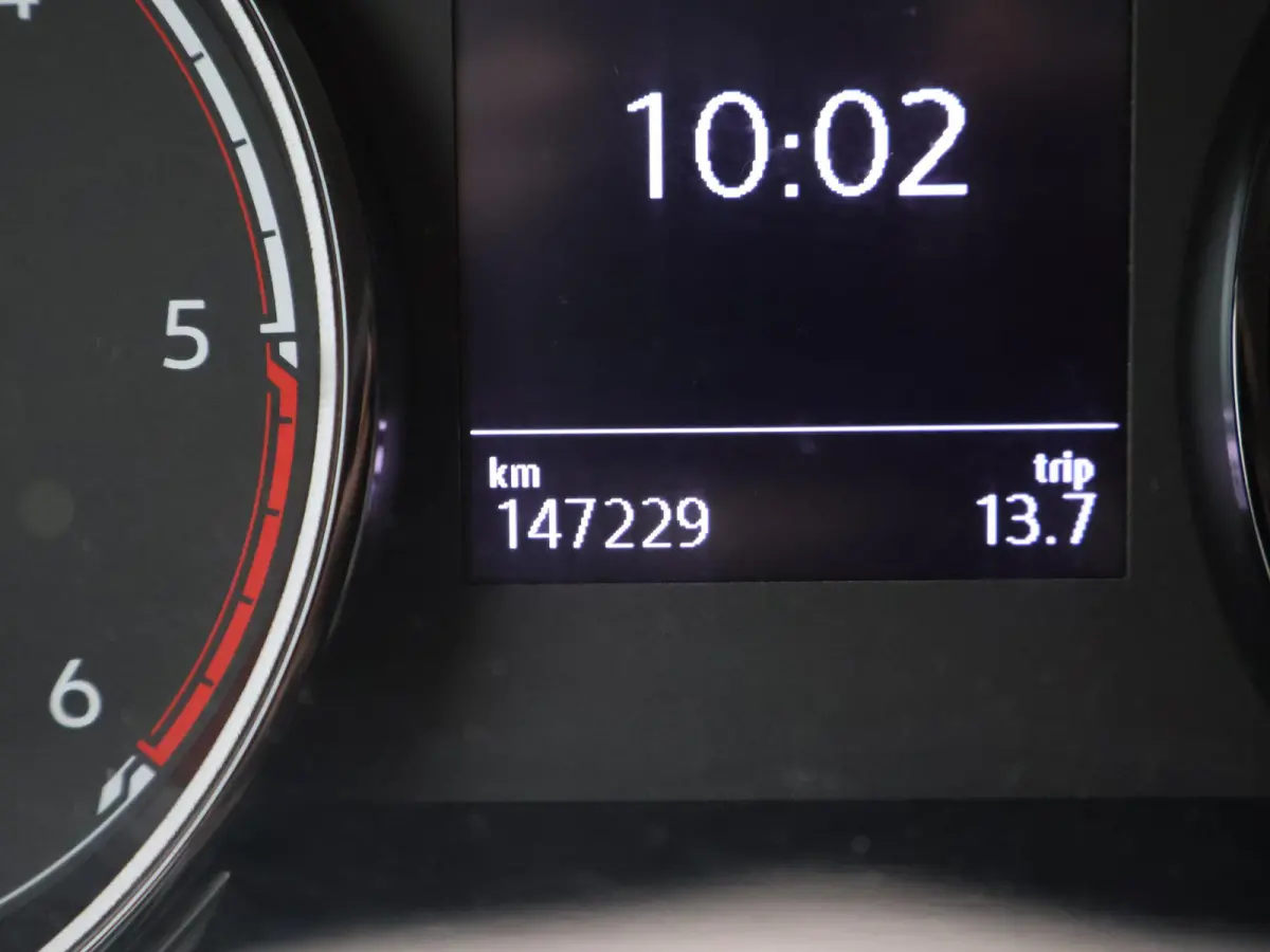T6.1 2.0 TDI 150 PK L2H1 DUBBEL CABINE + CARPLAY | TREKHAAK 2500 KG | MOJAVE BEIGE