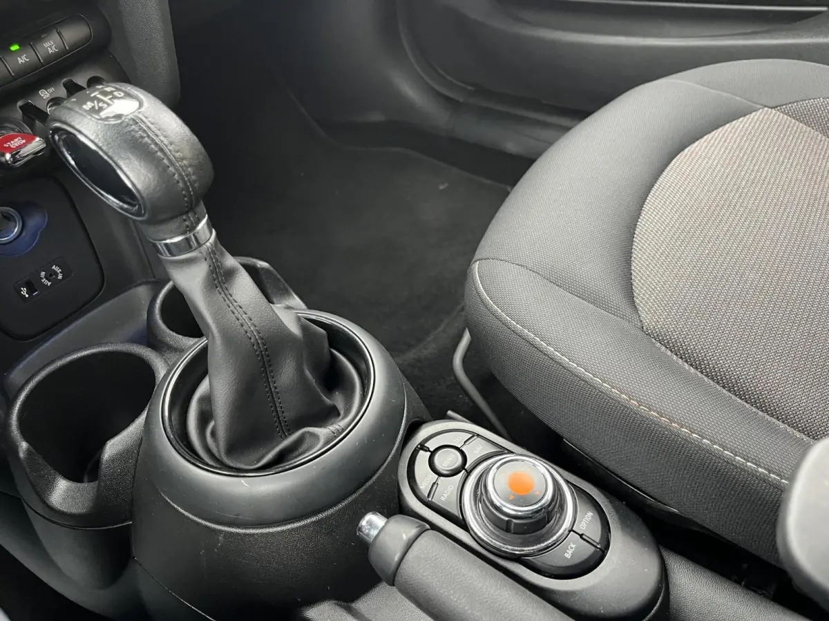 1.5 Pepper Serious Business LED+KEYLESS