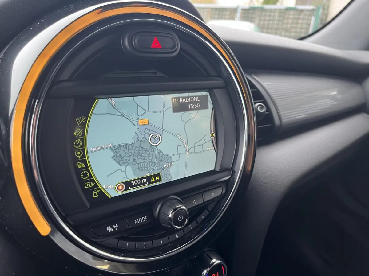 1.5 Pepper Serious Business LED+KEYLESS