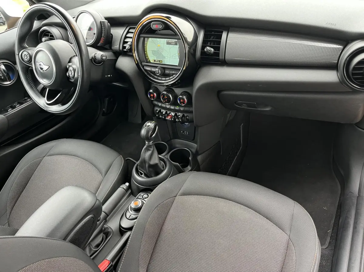 1.5 Pepper Serious Business LED+KEYLESS