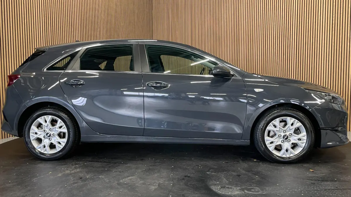 1.5 T-GDi DynamicLine|160PK|ANDROID/CARPLAY|CAMERA|CRUISE|CLIMATE|STOEL-,STUURVERW.|LANE-ASSIST|NAVI|INCL.BTW|1e EIG.|