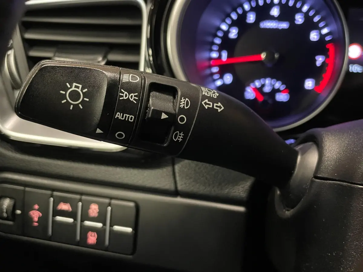 1.5 T-GDi DynamicLine|160PK|ANDROID/CARPLAY|CAMERA|CRUISE|CLIMATE|STOEL-,STUURVERW.|LANE-ASSIST|NAVI|INCL.BTW|1e EIG.|