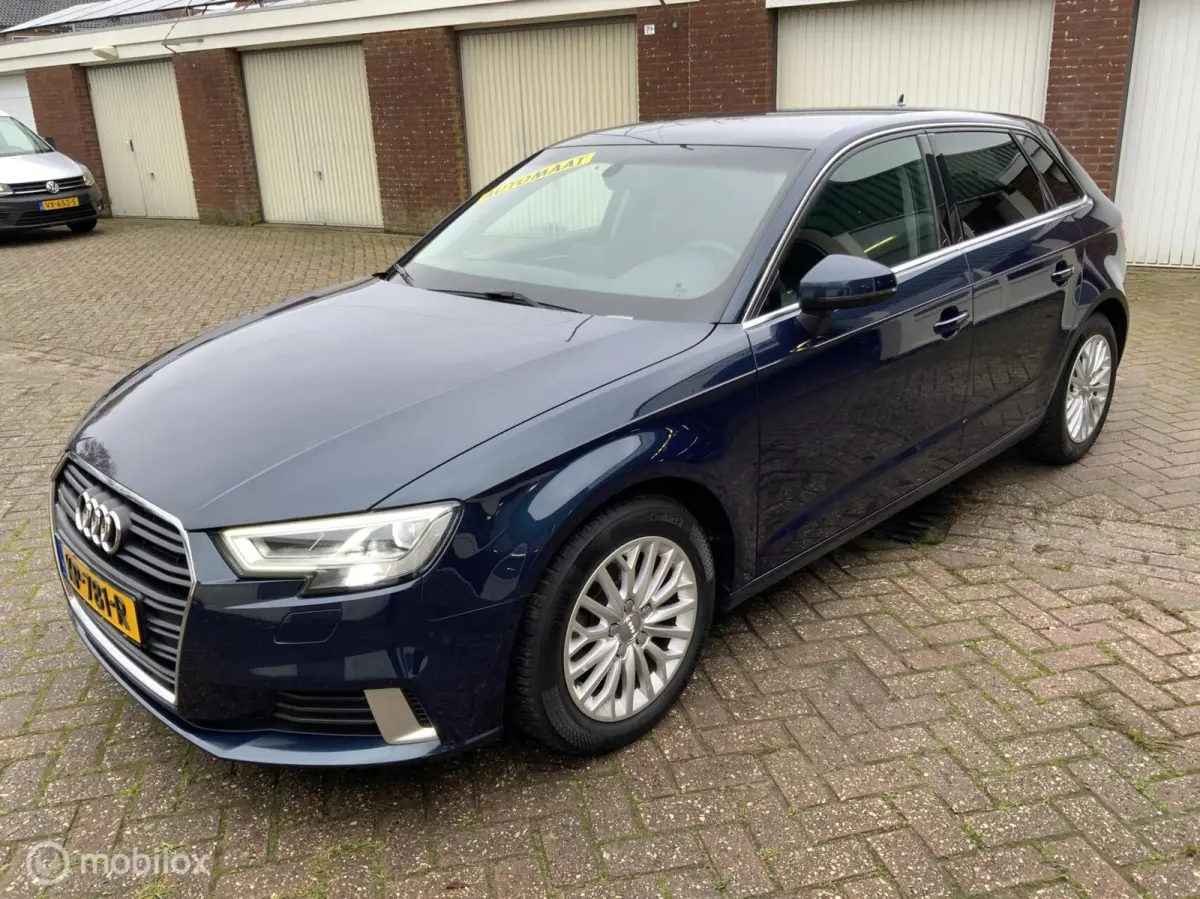 1.0 TFSI Sport, Nav, Cruise, Xenon, Automaat, Sport interieur.