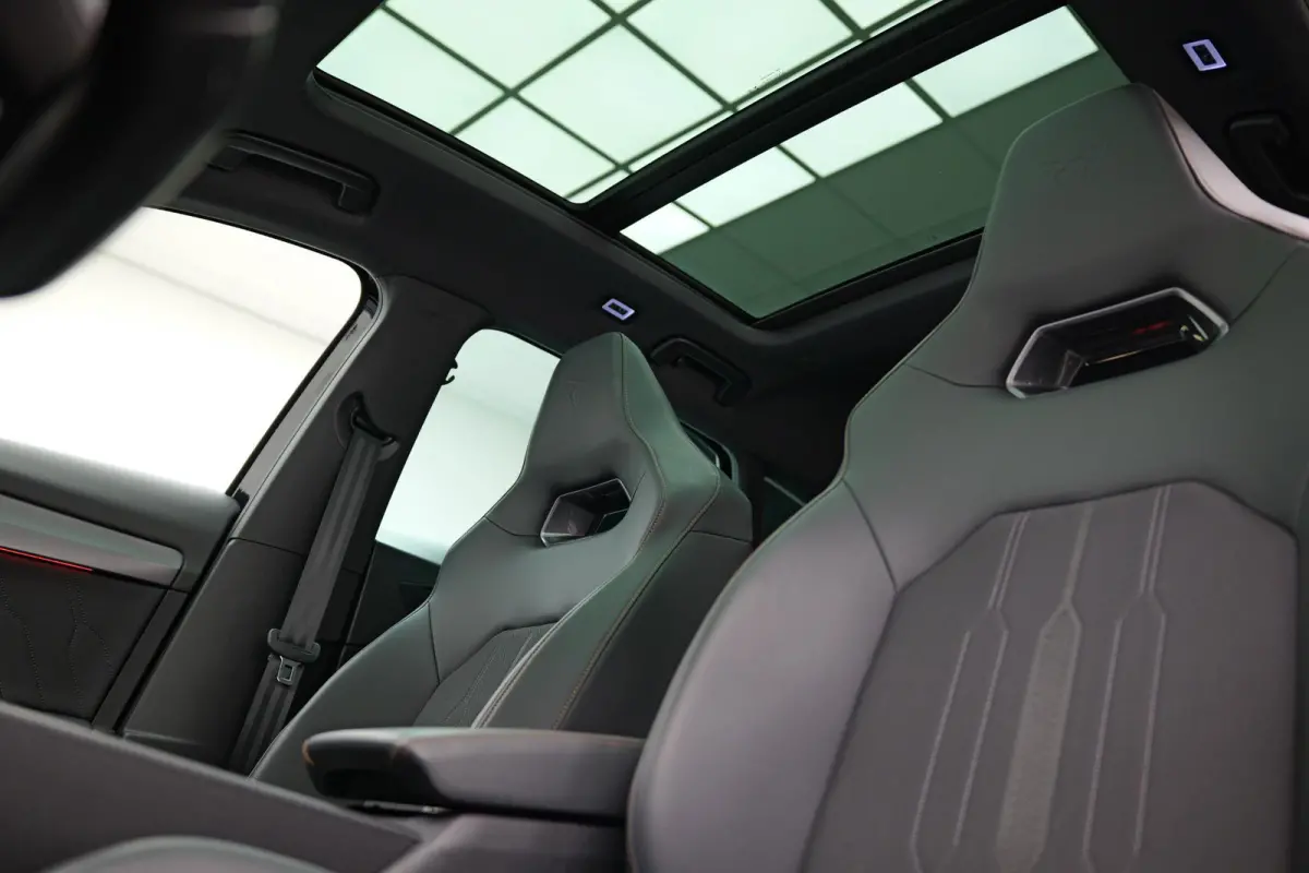 1.4 e-Hybrid VZ Performance |Pano|Buttons|Memory|Dodehoek|Ambient|