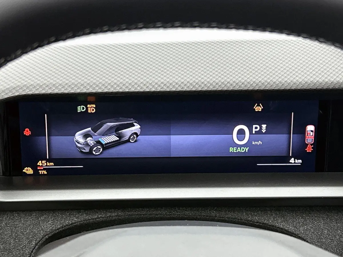 Business Edition 73 kWh 213pk Automaat | 8 JAAR GARANTIE | NIEUW | SNEL LEVERBAAR | 360 Camera | FOCAL Geluidsinstallatie | Elektrische Achterklep | warmtepomp | Head-Up Display | Navigatie 