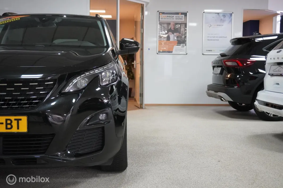 1.2 PureTech GT-Line black | 7 persoons |