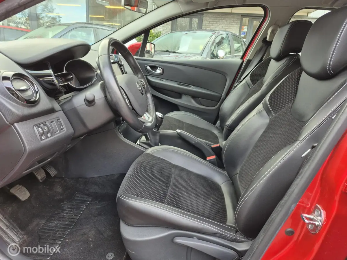0.9 TCe INTENS • Cruise Control • Keyless •