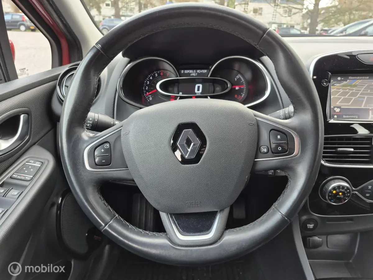 0.9 TCe INTENS • Cruise Control • Keyless •