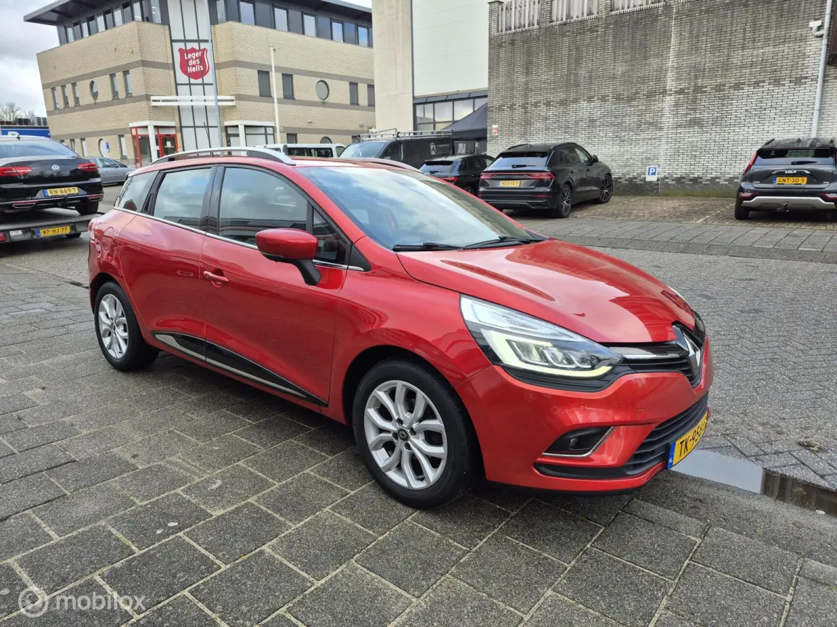 0.9 TCe INTENS • Cruise Control • Keyless •