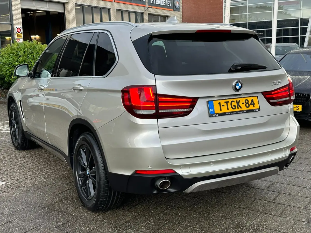XDrive30d High Executive