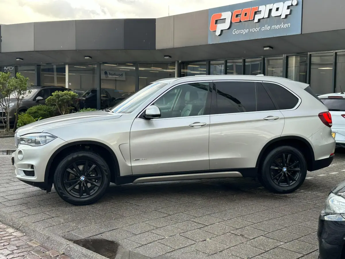 XDrive30d High Executive